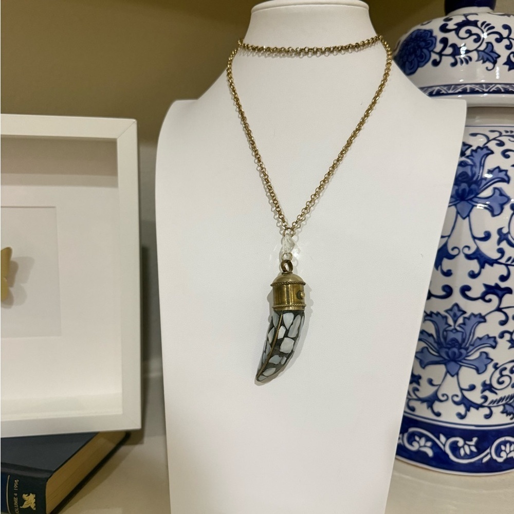 Antique Gold Long Chain Link Necklace with Mosaic Inlay Horn Pendant